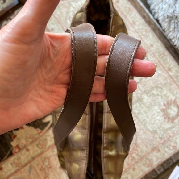 Stunning Chanel Tote Bag Leather and Nylon - Picture 3 of 13